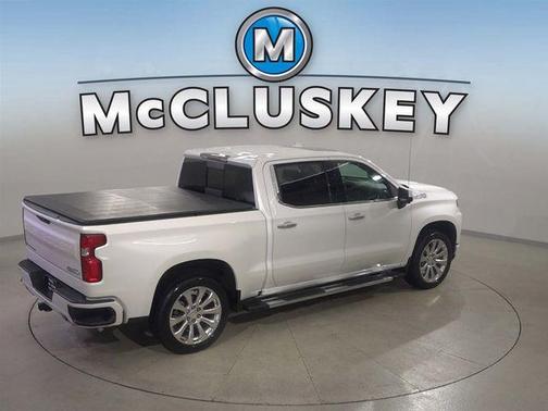 Iridescent Pearl Tricoat 2020 Chevrolet Silverado 1500 High Country