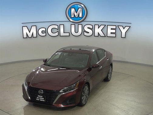 Garnet Pearl Metallic 2023 Nissan Altima 2.5 SL