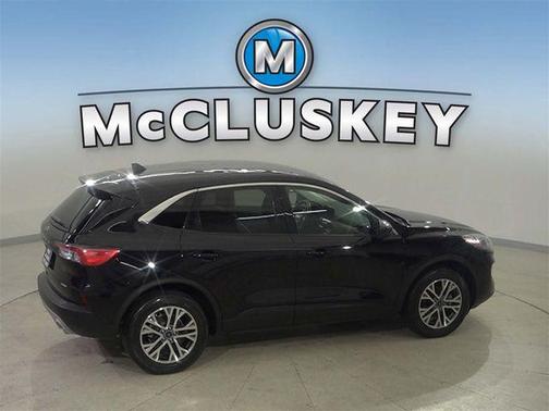 Black Metallic 2022 Ford Escape SEL