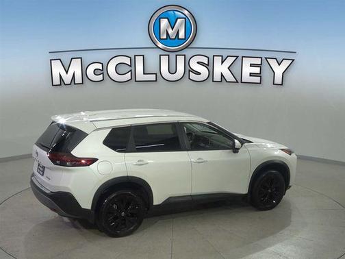 Pearl White Tricoat 2023 Nissan Rogue SV