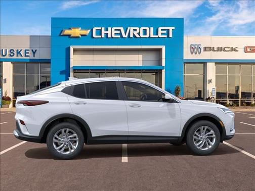 Summit White 2026 Buick Envista Preferred FWD