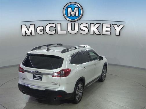 Crystal White Pearl 2021 Subaru Ascent Limited 7-Passenger