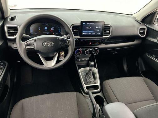 Lunar White 2025 Hyundai VENUE SE