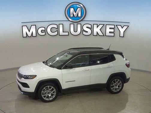 Bright White Clearcoat 2025 Jeep Compass Limited