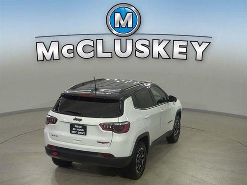 Bright White Clearcoat 2025 Jeep Compass Trailhawk