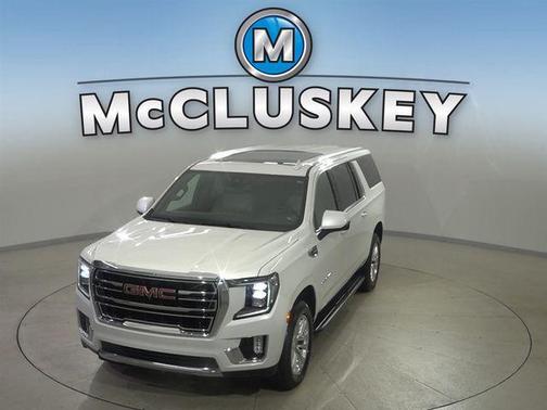 White Frost Tricoat 2022 GMC Yukon XL SLT