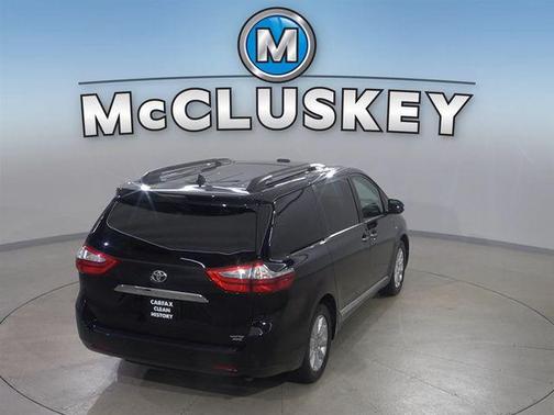 Midnight Black Metallic 2016 Toyota Sienna Limited Premium