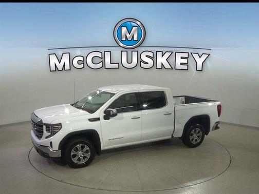 Summit White 2025 GMC Sierra 1500 SLT