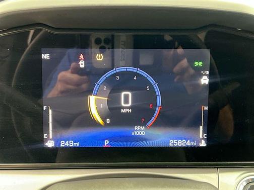 Sterling Gray Metallic 2025 Chevrolet Trax LT
