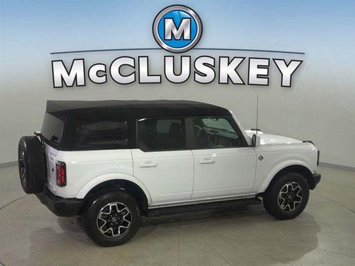 Oxford White 2022 Ford Bronco Outer Banks