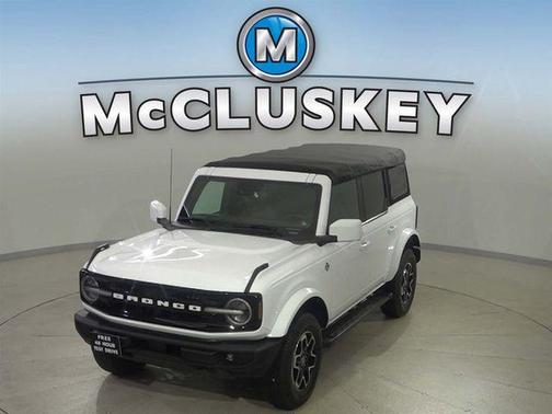Oxford White 2022 Ford Bronco Outer Banks