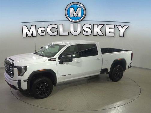 Summit White 2025 GMC Sierra 2500 AT4