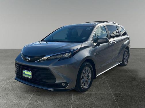 Heavy Metal 2026 Toyota Sienna XLE