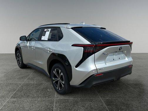2025 Toyota bZ4X XLE