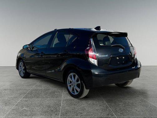 2016 Toyota Prius c Four