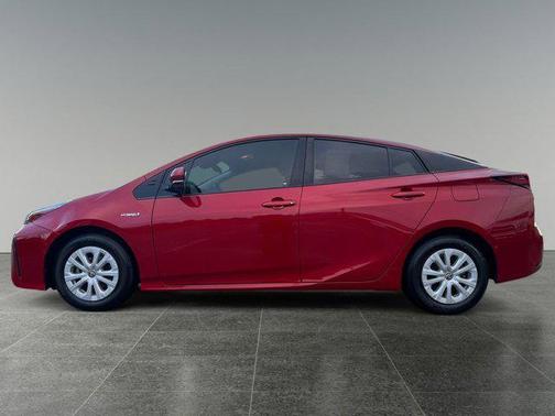 2019 Toyota Prius LE