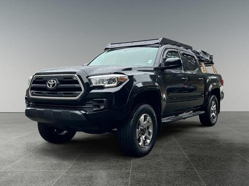 2017 Toyota Tacoma SR5