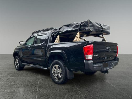 2017 Toyota Tacoma SR5