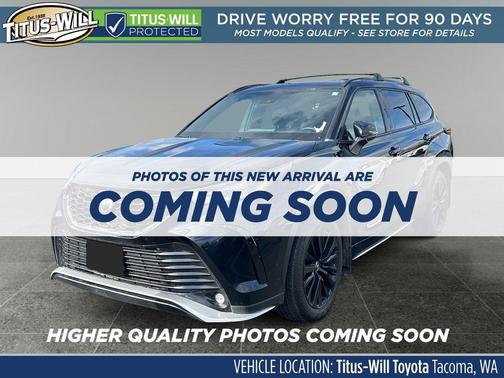 Midnight Black Metallic 2023 Toyota Highlander XSE