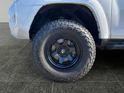 Super White 2020 Toyota 4Runner SR5 Premium