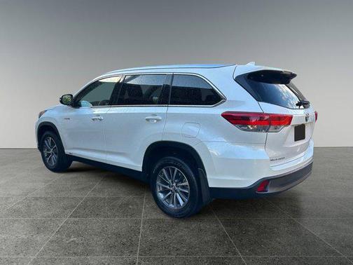 2019 Toyota Highlander Hybrid XLE
