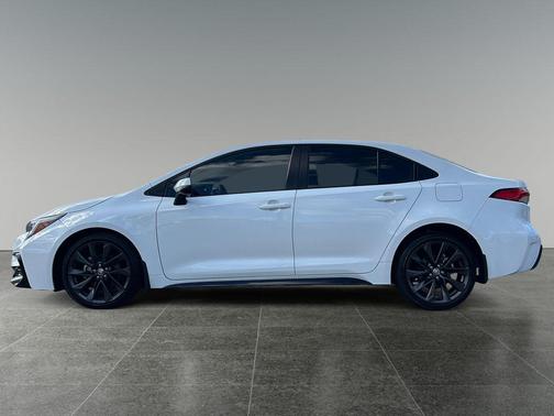 Ice 2024 Toyota Corolla SE