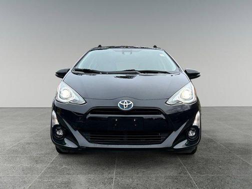2016 Toyota Prius c Four