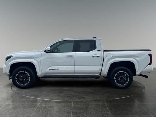 Ice Cap 2025 Toyota Tacoma SR5