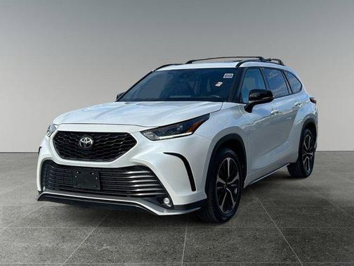 2022 Toyota Highlander XSE