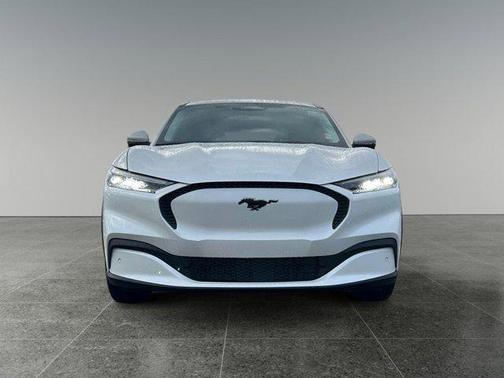 2022 Ford Mustang Mach-E Select