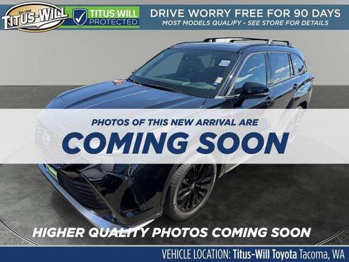 Midnight Black Metallic 2023 Toyota Highlander XSE
