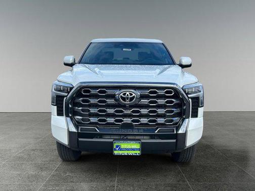 2026 Toyota Tundra Hybrid Platinum