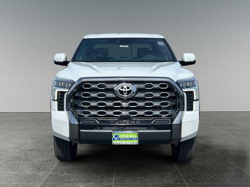 2026 Toyota Tundra Hybrid Platinum