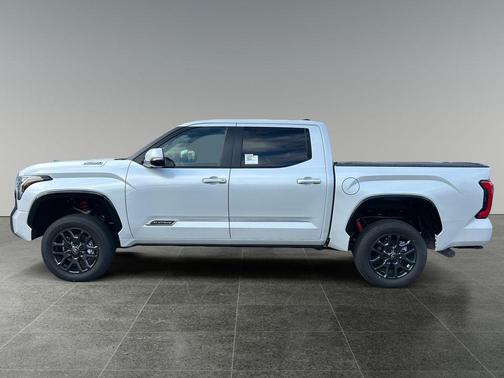 2026 Toyota Tundra Hybrid Platinum