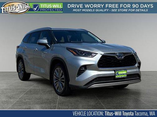 2021 Toyota Highlander Hybrid Platinum