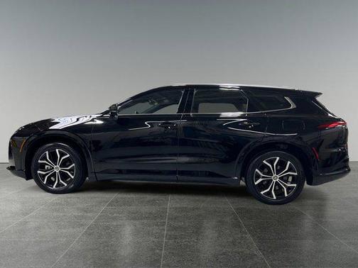 2025 Toyota Crown Signia XLE