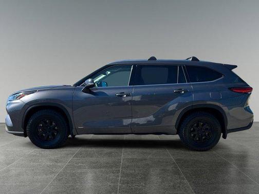 2022 Toyota Highlander Hybrid Limited