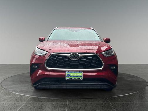 Pearl 2020 Toyota Highlander Limited