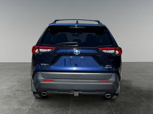 2023 Toyota RAV4 Hybrid XLE Premium