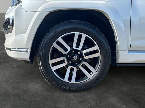 Blizzard Pearl 2021 Toyota 4Runner Limited