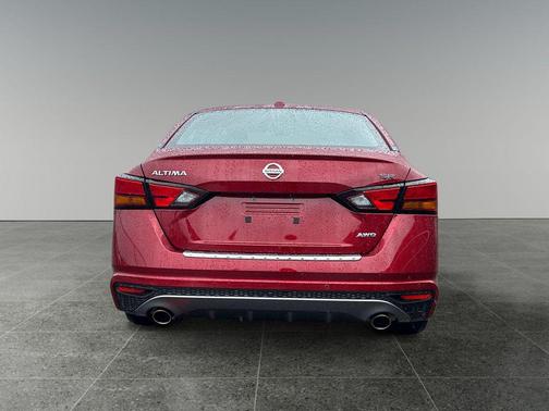 2022 Nissan Altima SR Intelligent AWD