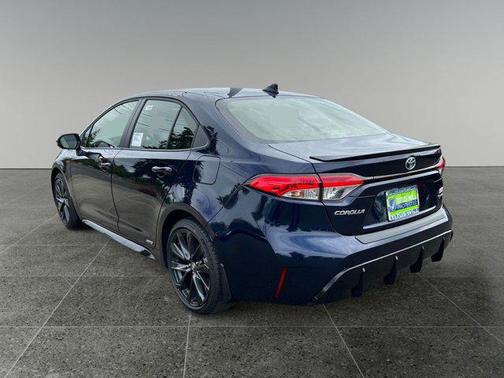 2025 Toyota Corolla Hybrid SE