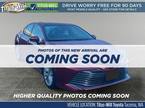 2020 Toyota Camry Hybrid XLE