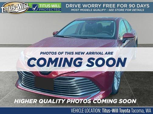 2020 Toyota Camry Hybrid XLE