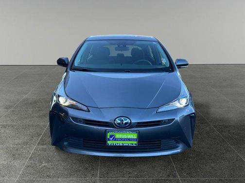 2021 Toyota Prius LE