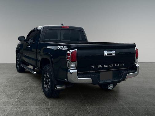 2018 Toyota Tacoma SR5