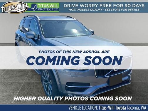 Gray Metallic 2018 Volvo XC90 T6 Momentum