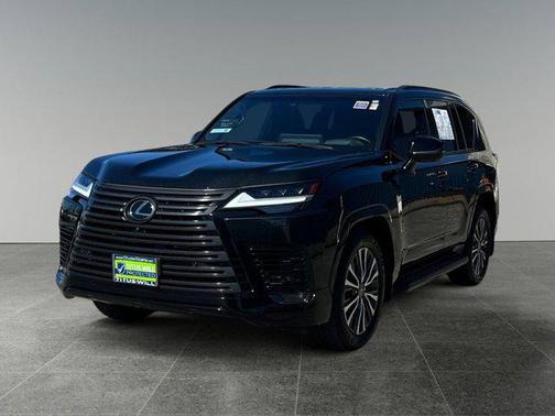 2022 Lexus LX 600 Premium