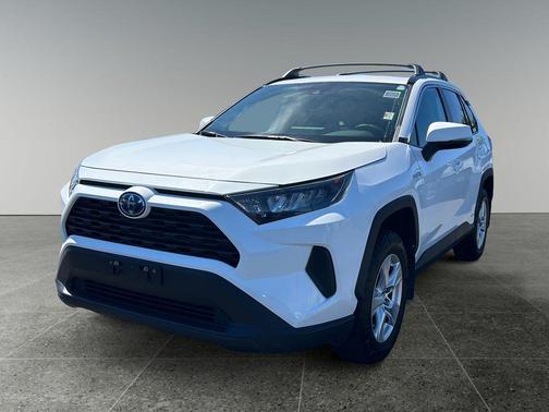 Super White 2021 Toyota RAV4 Hybrid LE