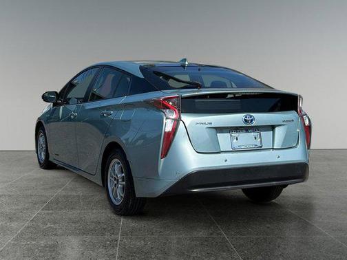 2017 Toyota Prius Four